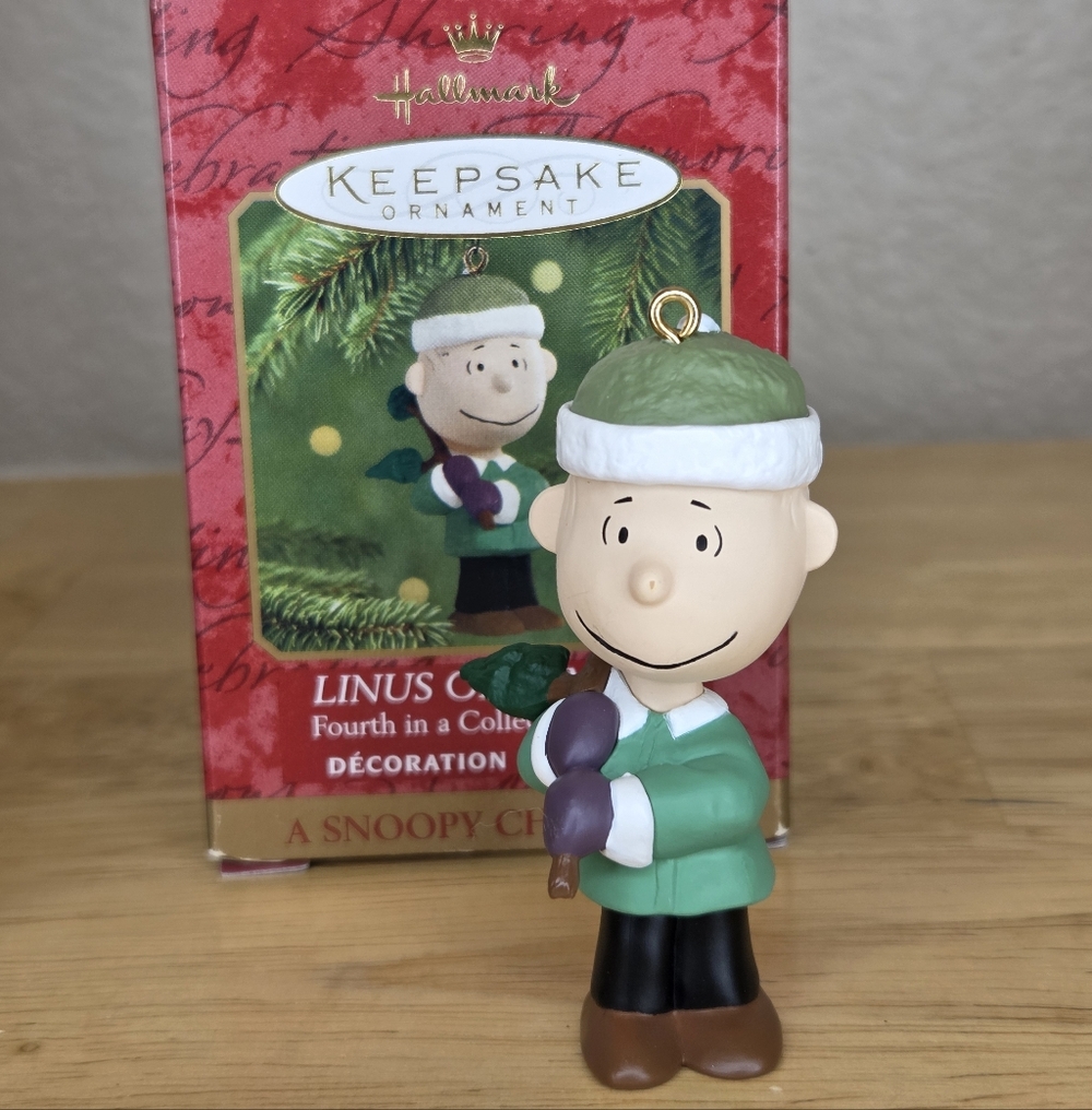 Hallmark‎ Keepsake Linus Christmas Ornament Peanuts - Picture 5 of 7